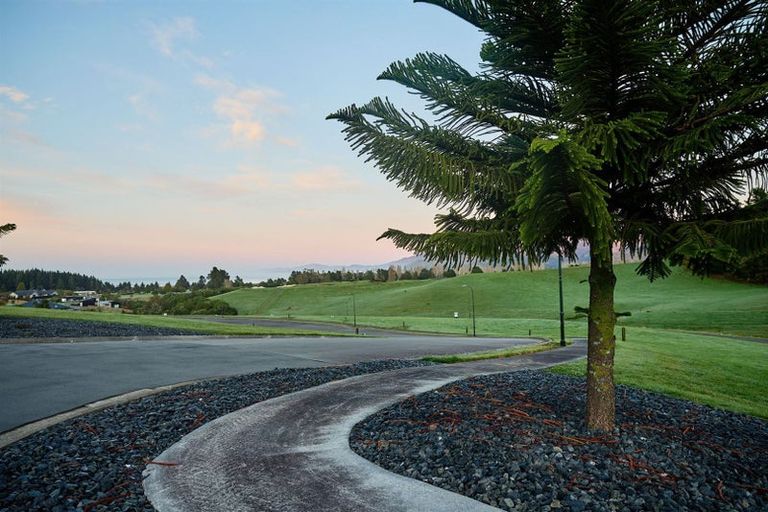 Photo of property in 6 Knowles Crescent, Kaikoura Flat, Kaikoura, 7371