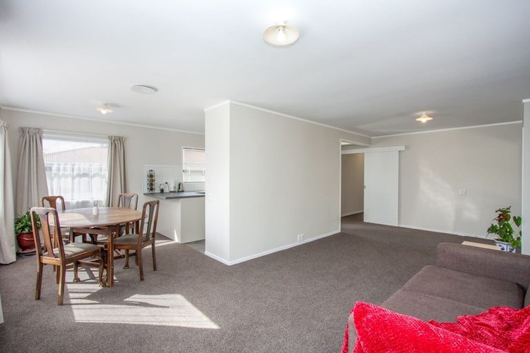 Photo of property in 102 Homedale Street, Pukehangi, Rotorua, 3015