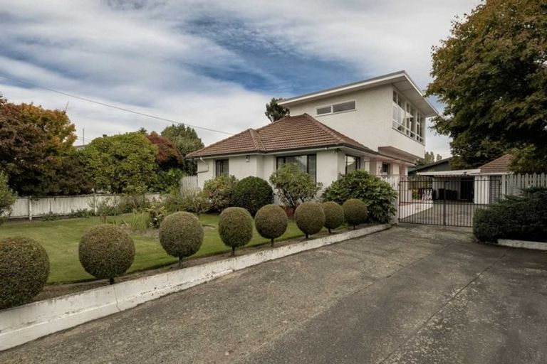 Photo of property in 149 Waimairi Road, Ilam, Christchurch, 8041