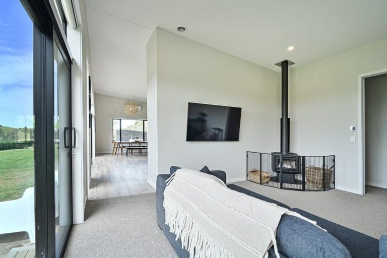 Photo of property in 1409 Taihape Road, Sherenden, Hastings, 4179