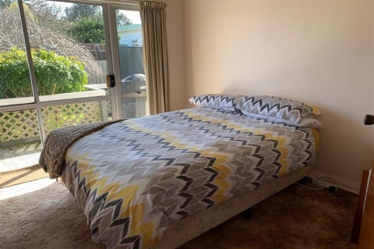 Photo of property in 12 Sarten Street, Waitara, 4320