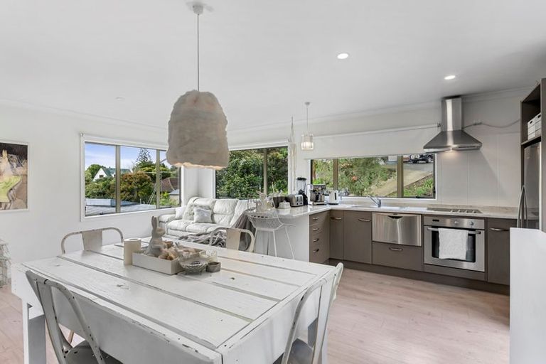 Photo of property in 118 Stredwick Drive, Torbay, Auckland, 0630