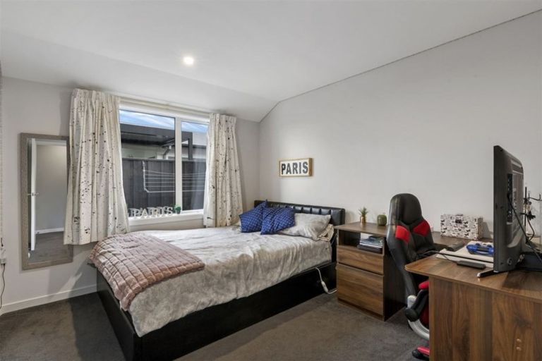 Photo of property in 23 Tutaipatu Avenue, Pegasus, 7612