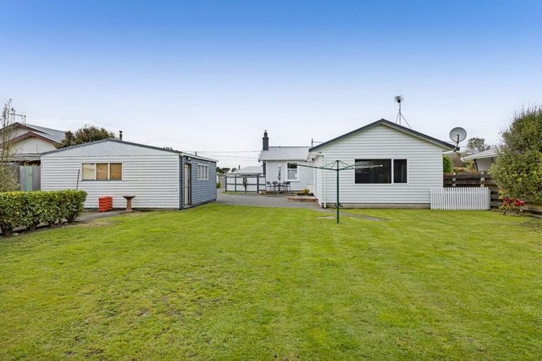 Photo of property in 74 Puriri Street, Hawera, 4610