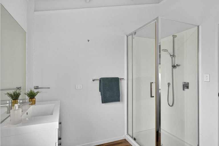 Photo of property in 6b Walsh Road, Westown, New Plymouth, 4310