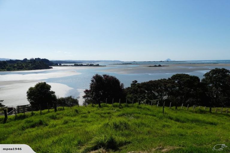 Photo of property in 4 Ohiwa Cove Rise, Waiotahe, Opotiki, 3198
