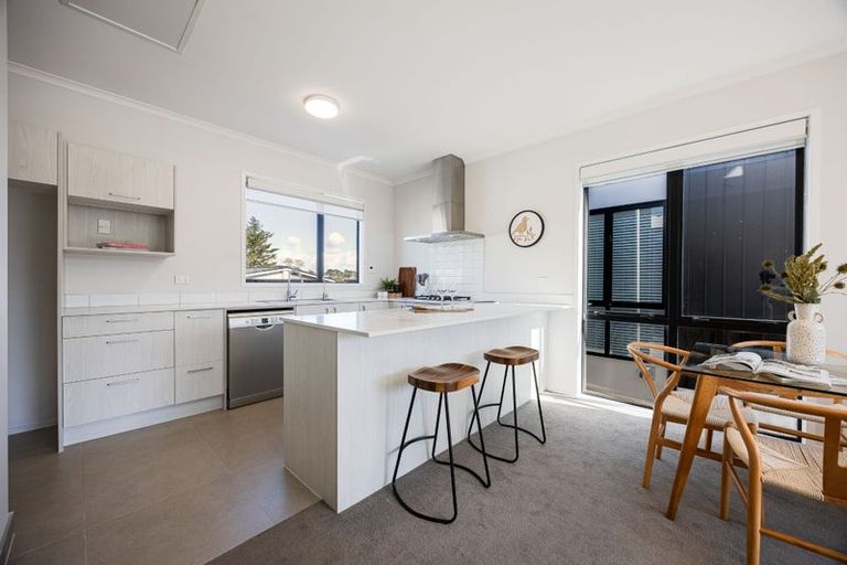 Photo of property in 5 Awamarino Way, Westgate, Auckland, 0614