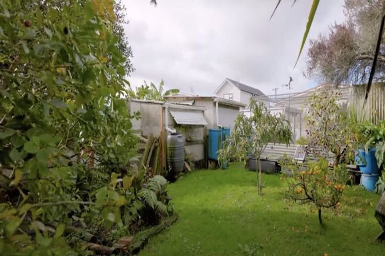 Photo of property in 13 Arney Road, Ranui, Auckland, 0612