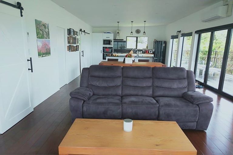 Photo of property in 32a Woodvale Grove, Fairfield, Lower Hutt, 5011