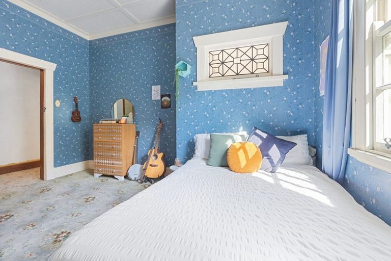 Photo of property in 353 Devon Street West, Lynmouth, New Plymouth, 4310