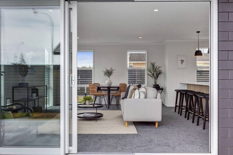 Photo of property in 33a List Street, Welbourn, New Plymouth, 4310