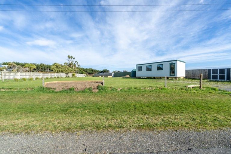 Photo of property in 62 Dover Street, Orepuki, Riverton, 9881