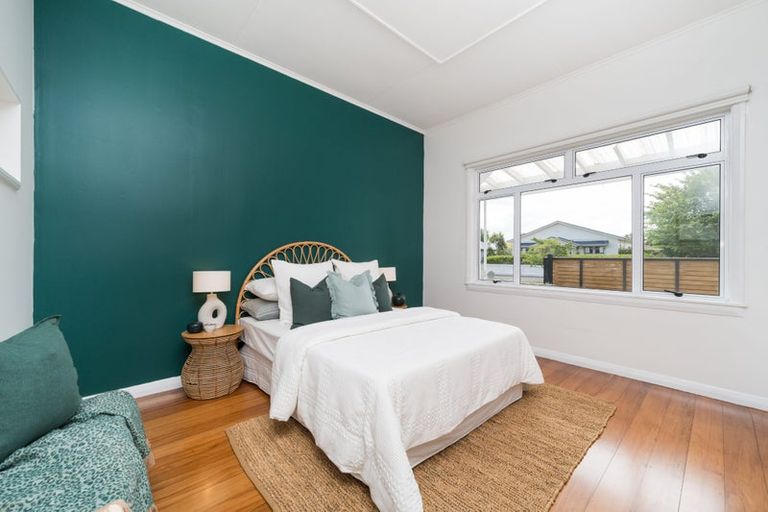 Photo of property in 8 Frederick Street, Terrace End, Palmerston North, 4410