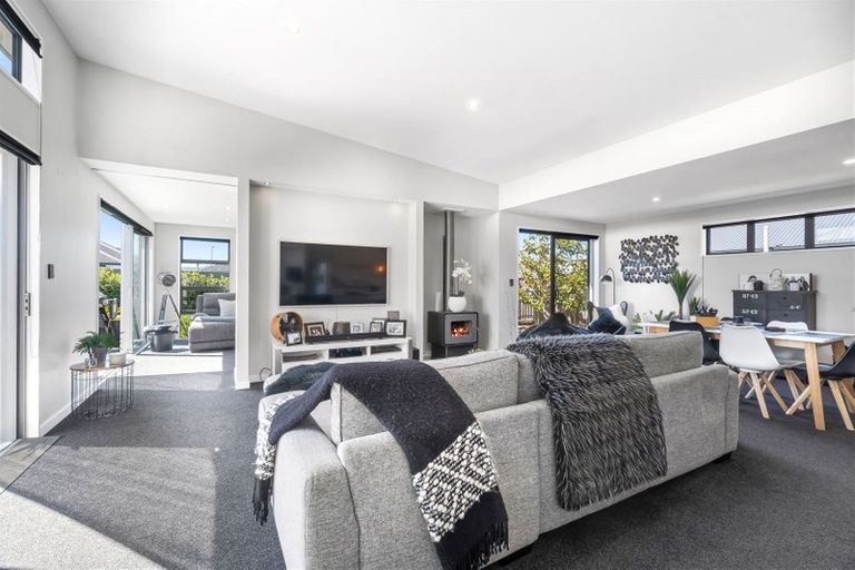 Photo of property in 30 Strauss Drive, Rolleston, 7614