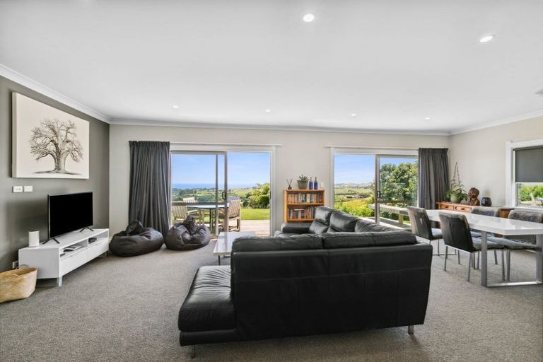 Photo of property in 167 Wairau Road, Kaitake, New Plymouth, 4374