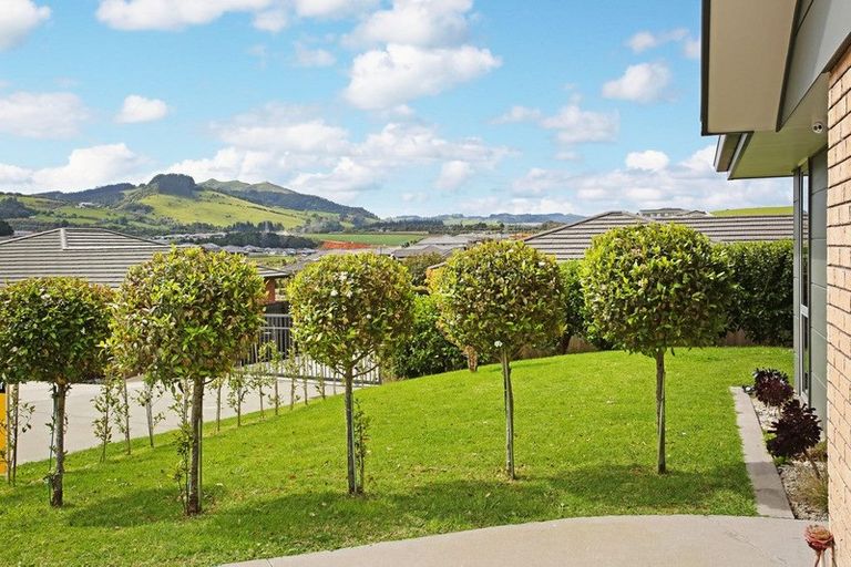 Photo of property in 24 Helenslee Road, Pokeno, 2402