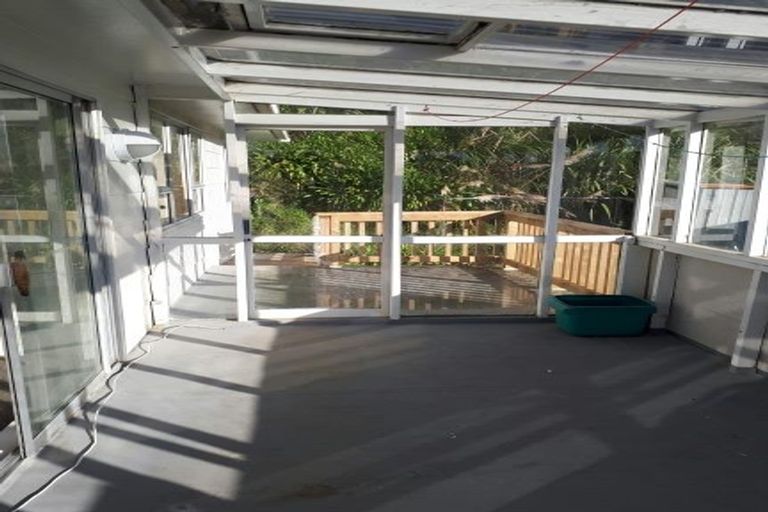 Photo of property in 2 Rajkot Terrace, Broadmeadows, Wellington, 6035