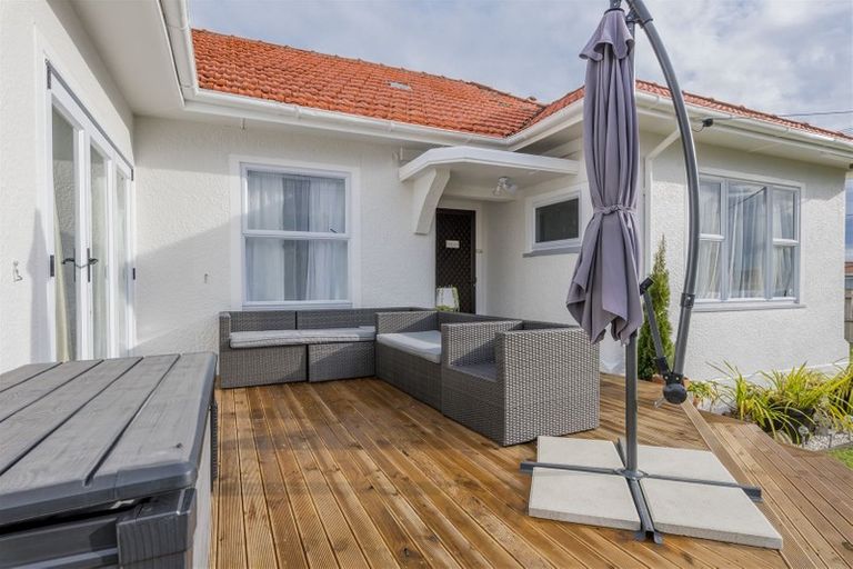 Photo of property in 15 Reeve Street, Levin, 5510