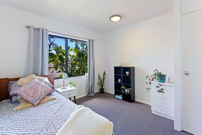 Photo of property in 2a Otaihanga Road, Paraparaumu Beach, Paraparaumu, 5032