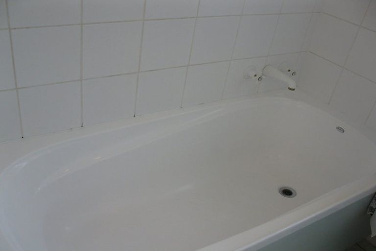 Photo of property in 7/16 Rutland Road, Stanley Point, Auckland, 0624