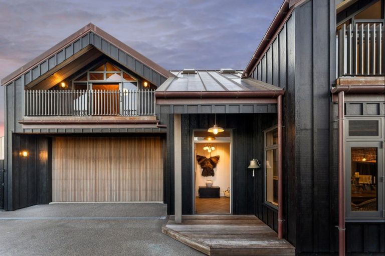 Photo of property in 10 Ida Way, Omaha, 0986