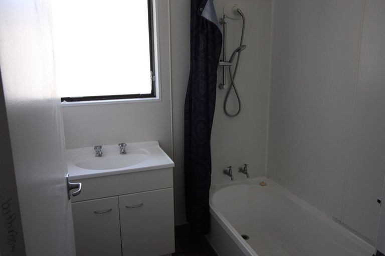 Photo of property in 7/81 Linton Street, West End, Palmerston North, 4410