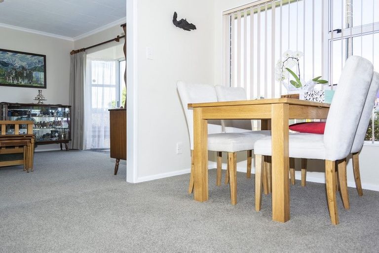 Photo of property in 1/36 Tukapa Street, Westown, New Plymouth, 4310