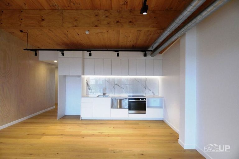 Photo of property in 9/165 Hobsonville Point Road, Hobsonville, Auckland, 0616