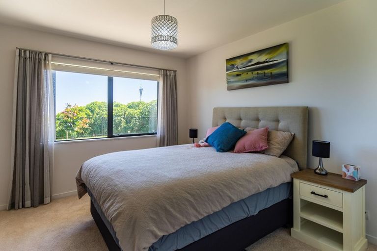 Photo of property in 7 Ocean Vista Lane, Paraparaumu, 5032