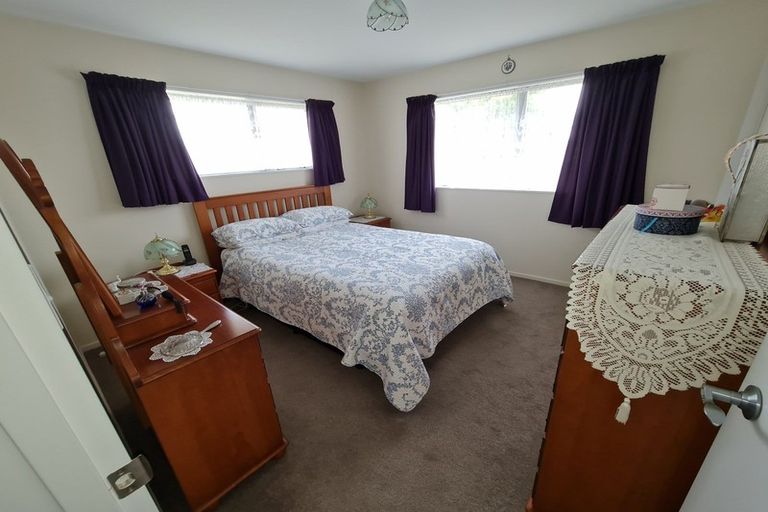 Photo of property in 1 Rochfort Place, Westport, 7825