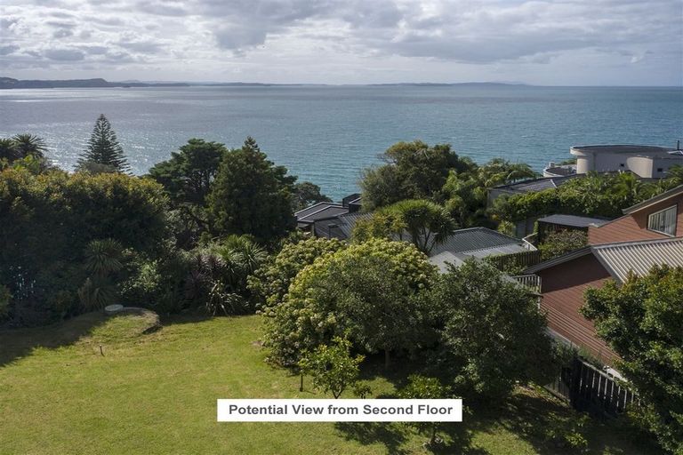 Photo of property in 19a Duncansby Road, Stanmore Bay, Whangaparaoa, 0932
