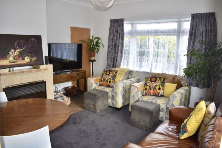 Photo of property in 30 Lemon Street, Otaki, 5512