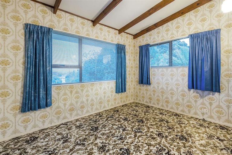 Photo of property in 86 Howard Road, Orere Point, Papakura, 2585