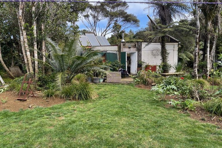 Photo of property in 115-117 Anawhata Road, Anawhata, Auckland, 0772
