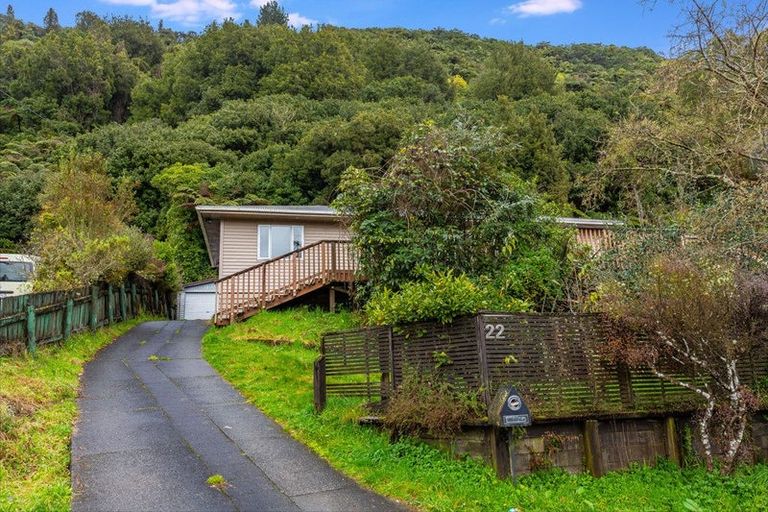 Photo of property in 22 Bridge Road, Birchville, Upper Hutt, 5018