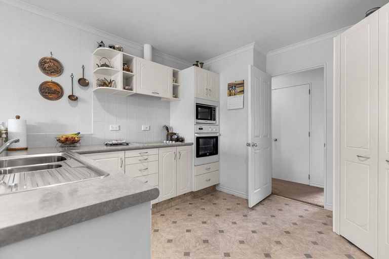 Photo of property in 21 Francevic Avenue, Mount Maunganui, 3116