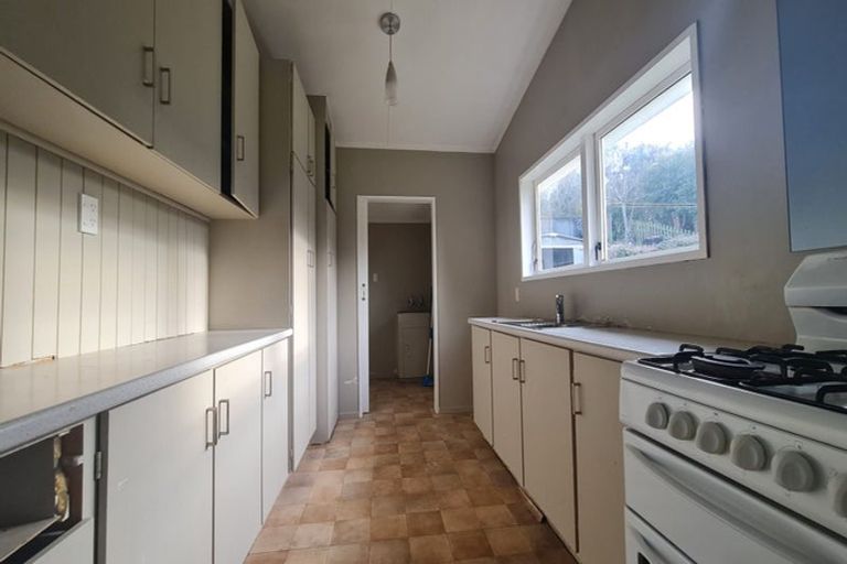 Photo of property in 7 Dunsandel Grove, Silverstream, Upper Hutt, 5019