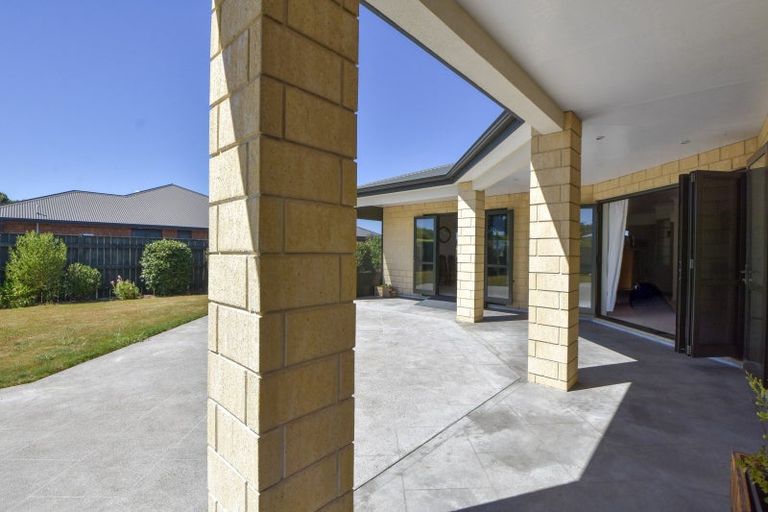 Photo of property in 39 Armstrong Avenue, Carterton, 5713