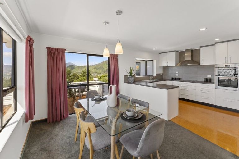 Photo of property in 325 Princes Drive, Britannia Heights, Nelson, 7010