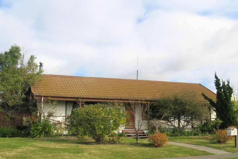 Photo of property in 1 Tiffen Place, Greenmeadows, Napier, 4112