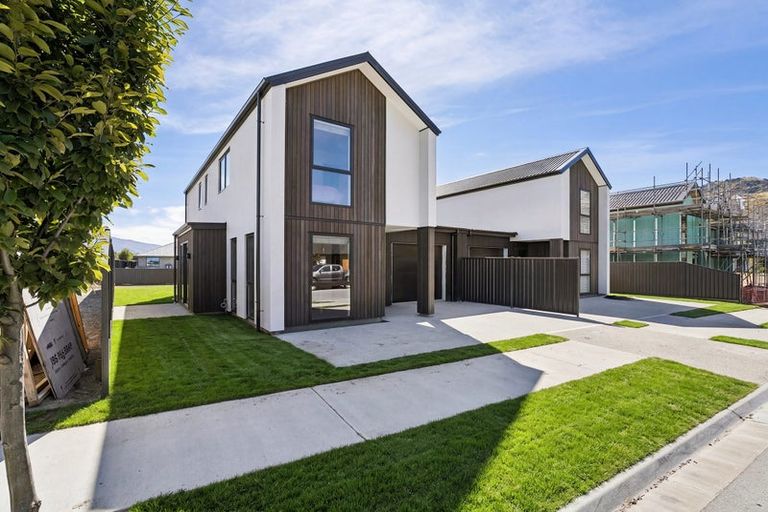 Photo of property in 8 Woods Crescent, Cromwell, 9310