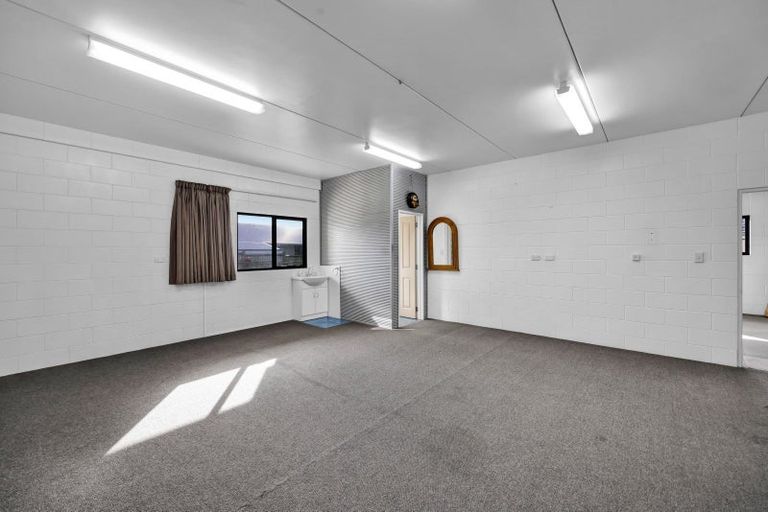 Photo of property in 97 Parklands Avenue, Bell Block, New Plymouth, 4312