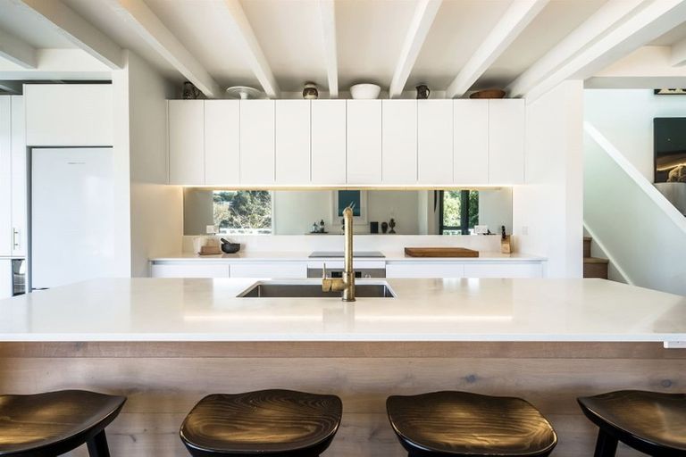 Photo of property in 25 Inkster Street, Birkenhead, Auckland, 0626