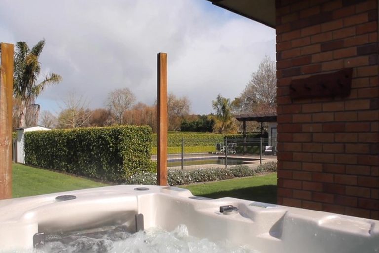 Photo of property in 82 Hooker Road, Tamahere, Hamilton, 3283