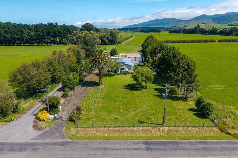 Photo of property in 633 Kiritaki Road, Dannevirke, 4972