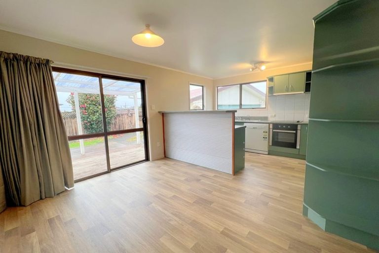 Photo of property in 22 Kingsway Crescent, Forest Lake, Hamilton, 3200