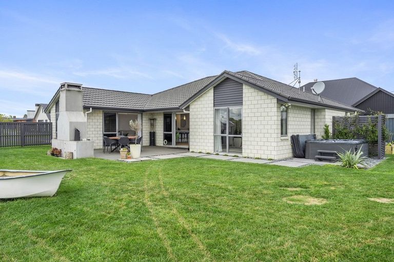 Photo of property in 49 Jarrett Terrace, Leamington, Cambridge, 3432