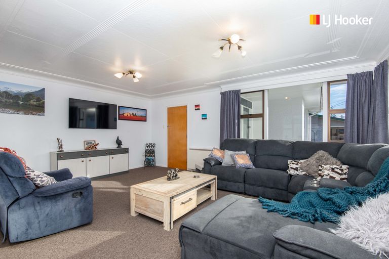 Photo of property in 5 Duthie Street, Milton, 9220