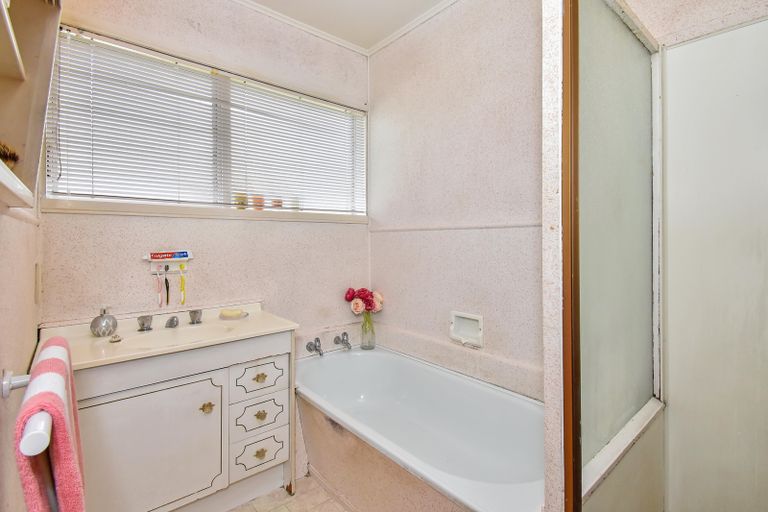 Photo of property in 34 Lawrence Crescent, Hillpark, Auckland, 2102