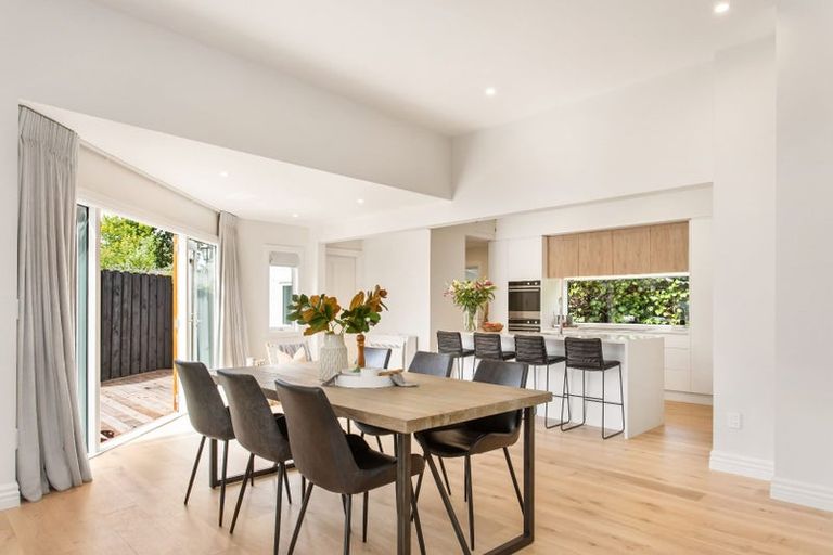 Photo of property in 386 Papanui Road, Strowan, Christchurch, 8052